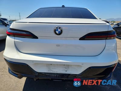 Zdjęcie 6 z 12 samochodu: 2023 BMW 740 I VIN:WBA23EH03PCL71161 - miniatura