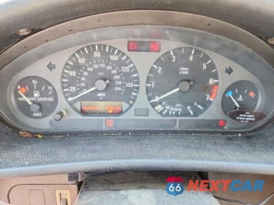 Zdjęcie 9 z 12 samochodu: 1998 BMW 323 IC VIN:WBABJ7329WEA15202 - miniatura