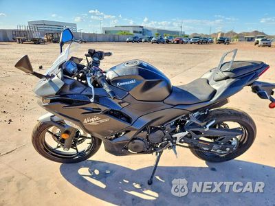 Trzecie zdjęcie samochodu z tyłu: 2026 KAWASAKI EX500 H VIN:ML5EXGH16TDA83631 - miniatura