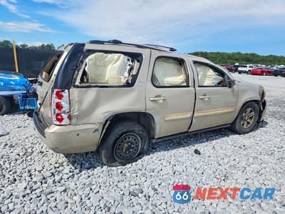 Trzecie zdjęcie samochodu z tyłu: 2008 GMC YUKON VIN:1GKFC13068J190710 - miniatura