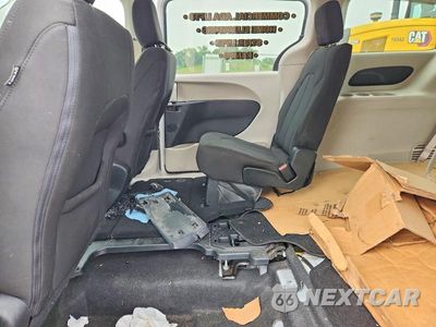 Zdjęcie 11 z 13 samochodu: 2017 CHRYSLER PACIFICA LX VIN:2C4RC1CG4HR665515 - miniatura
