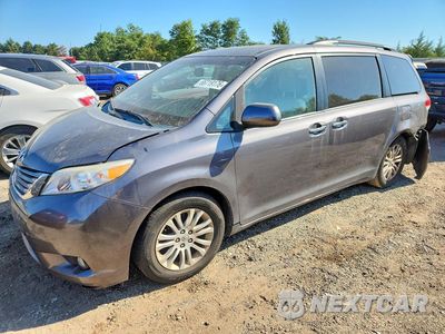 2013 TOYOTA SIENNA XLE 8-PASSENGER 5TDYK3DC5DS299393 - główne zdjęcie licytacji z USA - miniatura