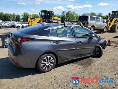 Trzecie zdjęcie samochodu z tyłu: 2022 TOYOTA PRIUS XLE AWD-E VIN:JTDL9MFU2N3038999 - miniatura