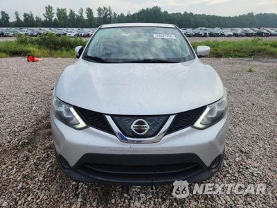 Piąte zdjęcie samochodu w środku: 2018 NISSAN ROGUE SPORT S VIN:JN1BJ1CR3JW250551 - miniatura
