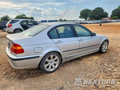 Trzecie zdjęcie samochodu z tyłu: 2003 BMW 325 I VIN:WBAET37483NH02906 - miniatura