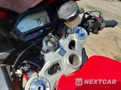 Zdjęcie 8 z 9 samochodu: 2014 HONDA CBR1000 S VIN:JH2SC5963EK300266 - miniatura
