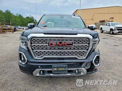 Piąte zdjęcie samochodu w środku: 2021 GMC SIERRA K1500 DENALI VIN:3GTU9FET4MG289172 - miniatura