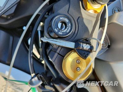 Zdjęcie 8 z 10 samochodu: 2025 SUZUKI GSX-R1000 VIN:JS1DM11BXS7100607 - miniatura