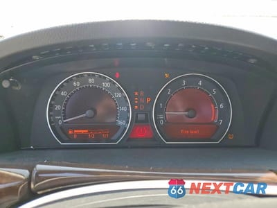 Zdjęcie 9 z 12 samochodu: 2007 BMW 750 I VIN:WBAHL83547DT10653 - miniatura