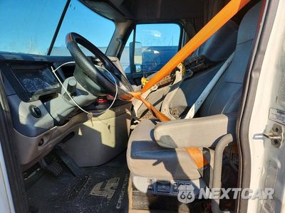 Zdjęcie 7 z 13 samochodu: 2012 FREIGHTLINER CASCADIA SEMI TRUCK VIN:1FUJGLBG7CLBR7775 - miniatura