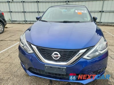 Piąte zdjęcie samochodu w środku: 2019 NISSAN SENTRA SV VIN:3N1AB7AP7KY242363 - miniatura