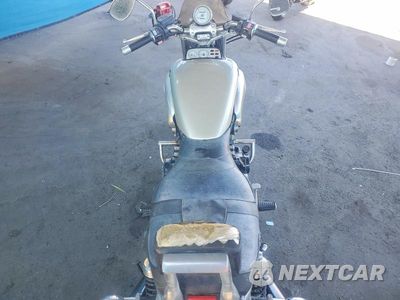 Zdjęcie 6 z 8 samochodu: 1997 YAMAHA VMAX VMX12 VIN:JYA2WFC07VA013301 - miniatura