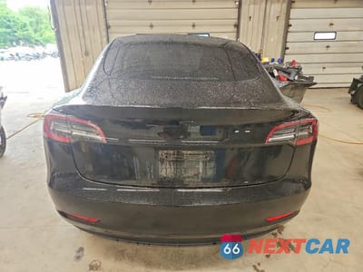 Zdjęcie 6 z 13 samochodu: 2022 TESLA MODEL 3 VIN:5YJ3E1EB1NF107596 - miniatura