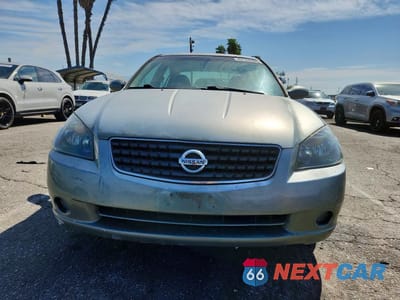 Piąte zdjęcie samochodu w środku: 2005 NISSAN ALTIMA 2.5 VIN:1N4AL11D35N454066 - miniatura