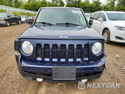 Piąte zdjęcie samochodu w środku: 2016 JEEP PATRIOT SPORT VIN:1C4NJRBB0GD551537 - miniatura