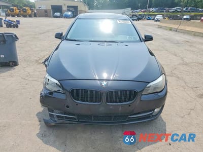 Piąte zdjęcie samochodu w środku: 2011 BMW 535 XI VIN:WBAFU7C51BC875911 - miniatura