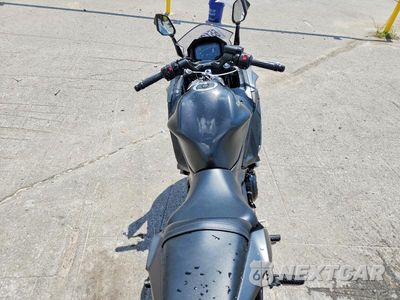 Zdjęcie 6 z 9 samochodu: 2022 KAWASAKI EX650 N VIN:ML5EXEN14NDA50395 - miniatura