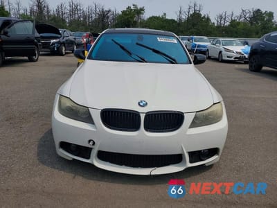 Piąte zdjęcie samochodu w środku: 2011 BMW 328 XI SULEV VIN:WBAPK5C51BA659325 - miniatura