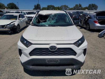 Piąte zdjęcie samochodu w środku: 2019 TOYOTA RAV4 LE VIN:JTMF1RFV4KD044206 - miniatura