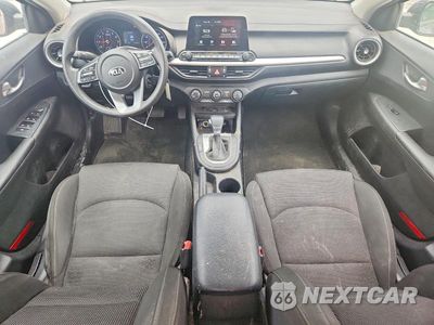 Zdjęcie 8 z 12 samochodu: 2020 KIA FORTE LXS VIN:3KPF24AD6LE260430 - miniatura
