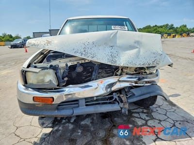 Piąte zdjęcie samochodu w środku: 1997 TOYOTA T100 DX VIN:JT4TN12D7V0038708 - miniatura