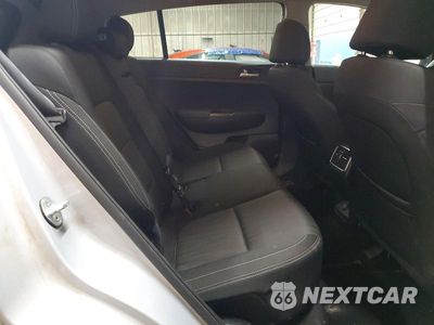 Zdjęcie 11 z 13 samochodu: 2019 KIA SPORTAGE LX VIN:KNDPMCAC1K7565512 - miniatura