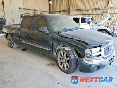 Czwarte zdjęcie samochodu z boku: 2004 GMC NEW SIERRA C1500 VIN:1GTEC19T54Z242901 - miniatura