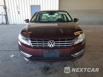 Piąte zdjęcie samochodu w środku: 2012 VOLKSWAGEN PASSAT SEL VIN:1VWCN7A33CC085223 - miniatura