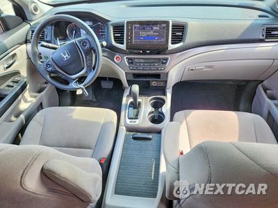 Zdjęcie 8 z 13 samochodu: 2018 HONDA PILOT EX VIN:5FNYF6H32JB026332 - miniatura