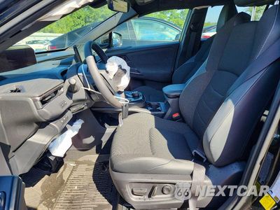 Zdjęcie 7 z 13 samochodu: 2026 TOYOTA C-HR SE VIN:JTMAAAAD6TJ011009 - miniatura