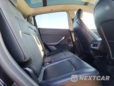 Zdjęcie 11 z 13 samochodu: 2021 TESLA MODEL Y VIN:5YJYGDEF5MF216081 - miniatura