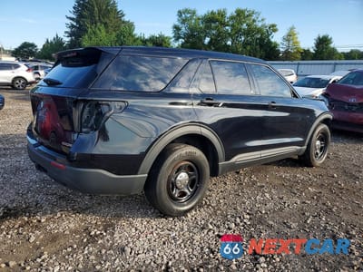 Trzecie zdjęcie samochodu z tyłu: 2021 FORD EXPLORER POLICE INTERCEPTOR VIN:1FM5K8AB8MGA43864 - miniatura