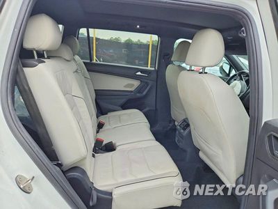 Zdjęcie 11 z 13 samochodu: 2020 VOLKSWAGEN TIGUAN SEL PREMIUM R-LINE VIN:3VV4B7AX5LM061296 - miniatura