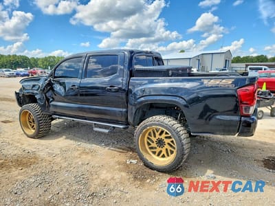 Drugie zdjęcie samochodu z przodu: 2023 TOYOTA TACOMA SR V6 VIN:3TMCZ5AN3PM642438 - miniatura