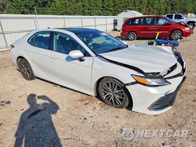 Czwarte zdjęcie samochodu z boku: 2023 TOYOTA CAMRY XLE VIN:4T1F11AK5PU776975 - miniatura