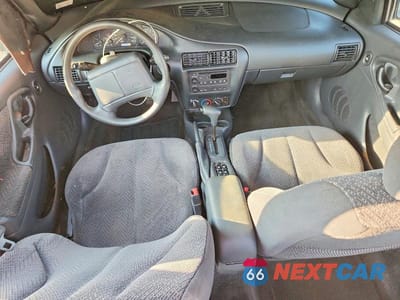 Zdjęcie 8 z 12 samochodu: 2002 CHEVROLET CAVALIER LS VIN:1G1JF524727351765 - miniatura