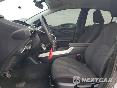 Zdjęcie 7 z 12 samochodu: 2016 TOYOTA PRIUS THREE VIN:JTDKARFU1G3020786 - miniatura