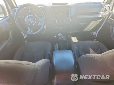 Zdjęcie 8 z 13 samochodu: 2015 JEEP WRANGLER UNLIMITED SPORT VIN:1C4BJWDG4FL641336 - miniatura