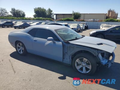 Czwarte zdjęcie samochodu z boku: 2022 DODGE CHALLENGER SXT VIN:2C3CDZAG9NH144154 - miniatura