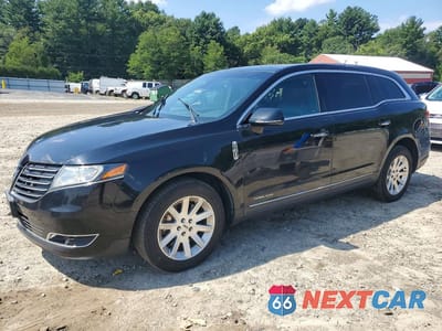 2017 LINCOLN MKT 2LMHJ5NK9HBL00282 - główne zdjęcie licytacji z USA - miniatura