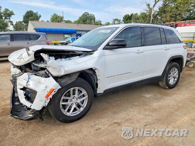 2025 JEEP GRAND CHEROKEE LAREDO 1C4RJHAG2SC271318 - główne zdjęcie licytacji z USA - miniatura