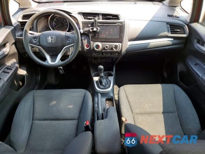 Zdjęcie 8 z 12 samochodu: 2017 HONDA FIT EX VIN:3HGGK5G7XHM704676 - miniatura