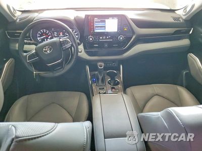Zdjęcie 8 z 13 samochodu: 2021 TOYOTA HIGHLANDER LIMITED VIN:5TDDZRBH1MS123971 - miniatura