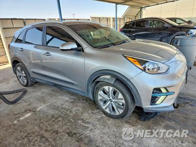 Czwarte zdjęcie samochodu z boku: 2022 KIA NIRO EV EX VIN:KNDCC3LG5N5153885 - miniatura