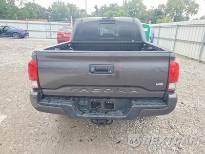 Zdjęcie 6 z 13 samochodu: 2018 TOYOTA TACOMA TRD SPORT VIN:3TMAZ5CN4JM074762 - miniatura