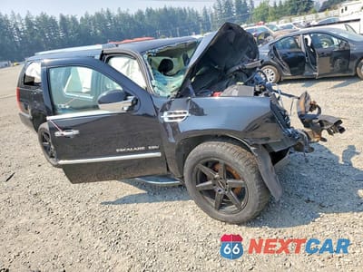 Czwarte zdjęcie samochodu z boku: 2014 CADILLAC ESCALADE ESV LUXURY VIN:1GYS4HEF6ER162799 - miniatura