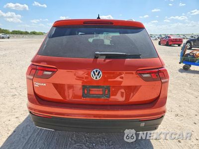 Zdjęcie 6 z 13 samochodu: 2019 VOLKSWAGEN TIGUAN SE VIN:3VV3B7AX1KM124128 - miniatura