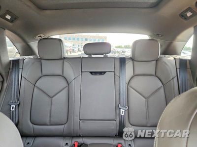 Zdjęcie 10 z 14 samochodu: 2024 PORSCHE MACAN S VIN:WP1AG2A58RLB36621 - miniatura