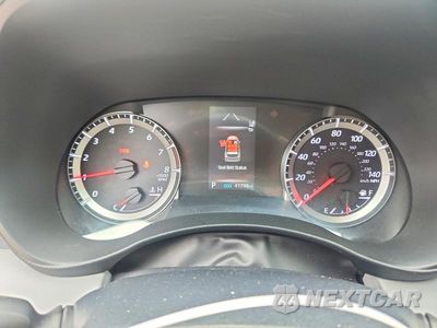Zdjęcie 9 z 13 samochodu: 2022 TOYOTA HIGHLANDER LE VIN:5TDBZRBH8NS583783 - miniatura