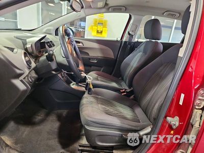 Zdjęcie 7 z 12 samochodu: 2013 CHEVROLET SONIC LT VIN:1G1JC6SG6D4121390 - miniatura
